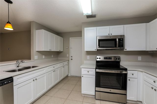 10729 SATINWOOD CIRCLE, Orlando, FL 32825