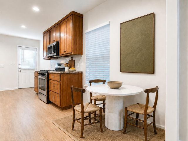 2009 Richcreek RD, Austin, TX 78757