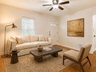 2009 Richcreek RD, Austin, TX 78757