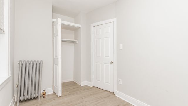 2722 W Rosemont Avenue 2, Chicago, IL 60659