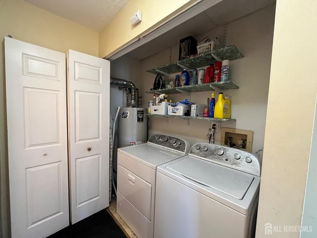 1807 Bayhead Drive, Sayreville, NJ 08859