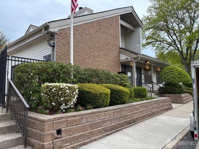 1807 Bayhead Drive, Sayreville, NJ 08859