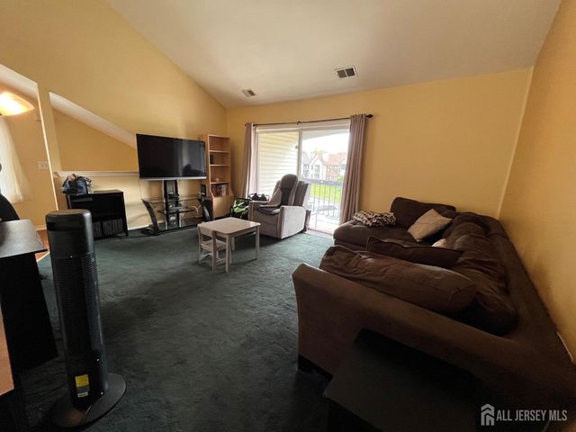 1807 Bayhead Drive, Sayreville, NJ 08859
