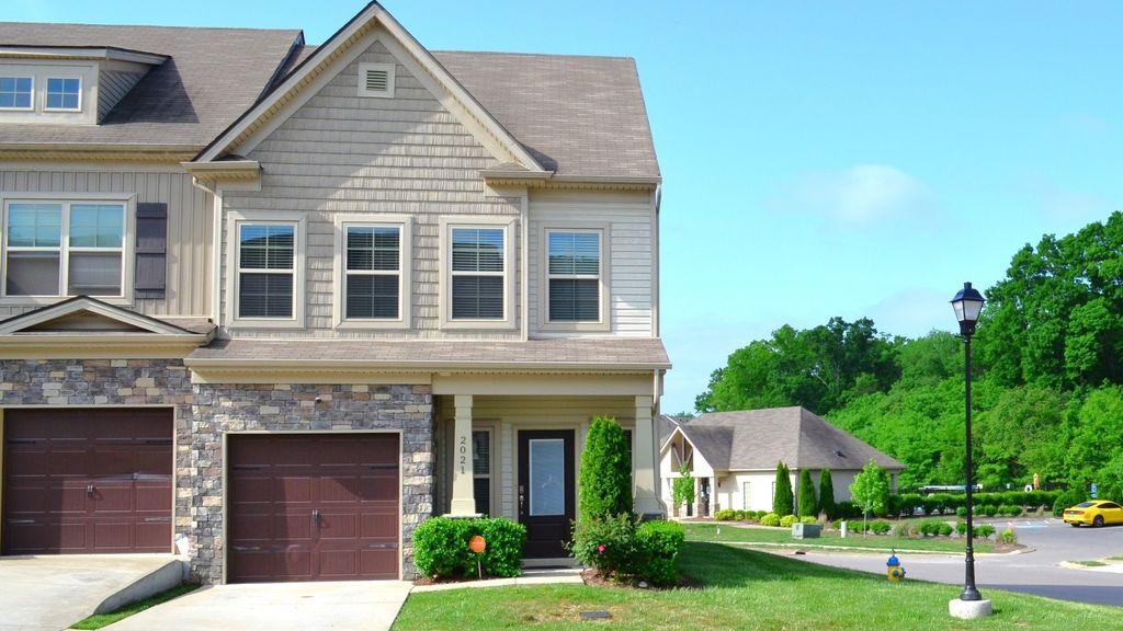 2021 Abbingdon Way, Old Hickory, TN 37138
