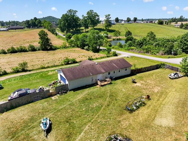 530 Heaton Ford Road, Science Hill, KY 42553
