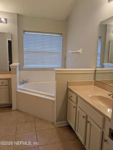 2219 GARDENMOSS, Green Cove Springs, FL 32043