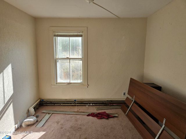 37 Pleasant Street, Voorheesville, NY 12186