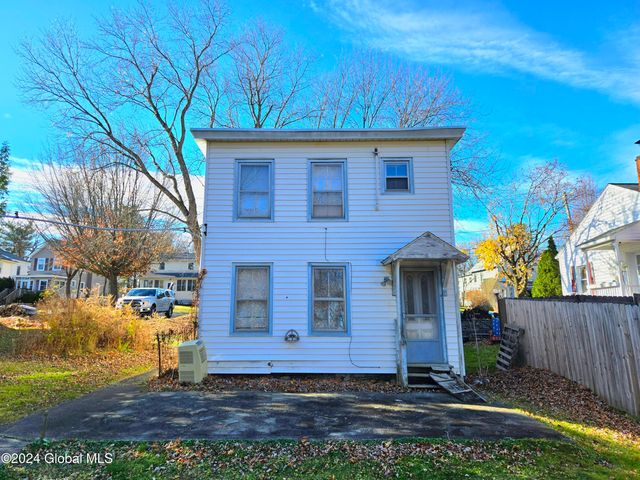 37 Pleasant Street, Voorheesville, NY 12186