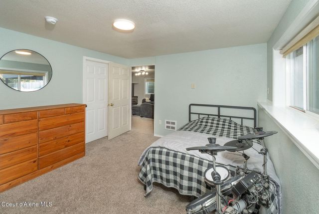 17783 W Rice AVE, Hauser, ID 83854