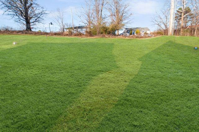 1118C W First Street, Dickson, TN 37055