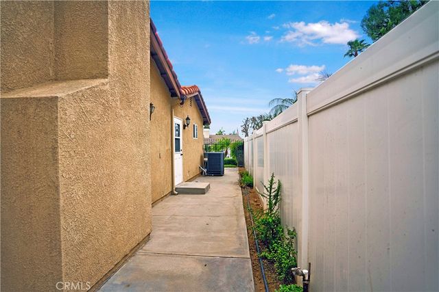 6568 Balzac Circle, Riverside, CA 92506