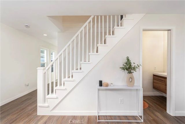 1887 Saint Louis Avenue, Signal Hill, CA 90755