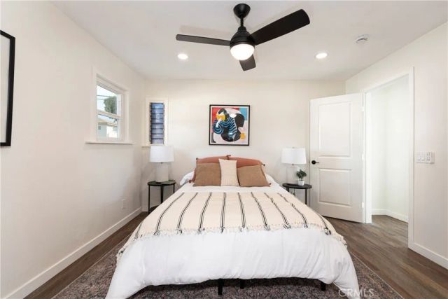 1887 Saint Louis Avenue, Signal Hill, CA 90755