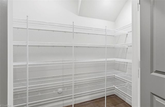 6809 Orchard Path Drive, Clemmons, NC 27012