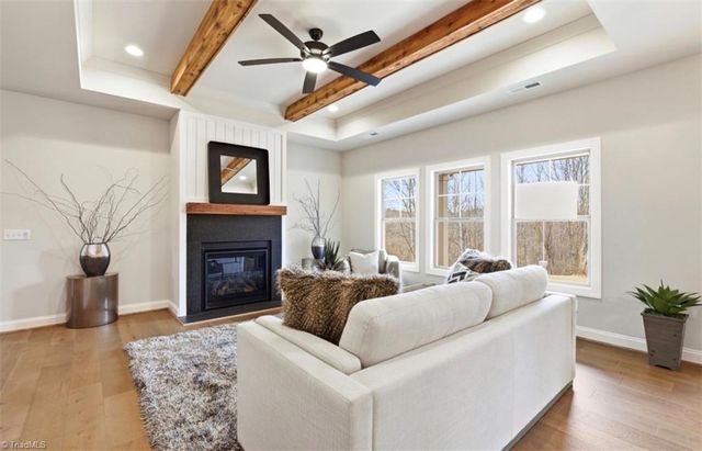 6809 Orchard Path Drive, Clemmons, NC 27012