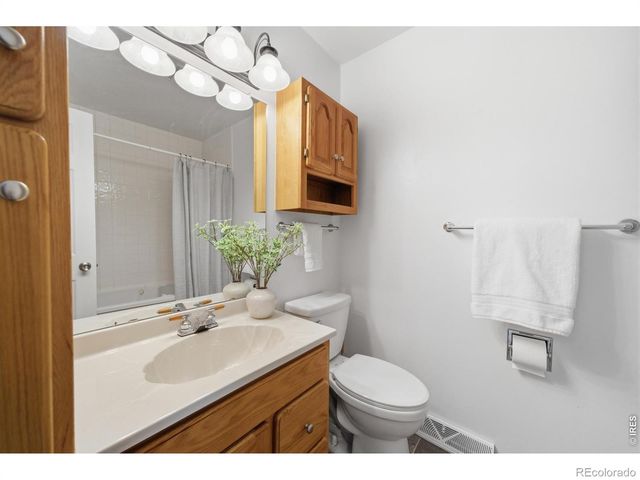 1819 Manchester Drive, Fort Collins, CO 80526