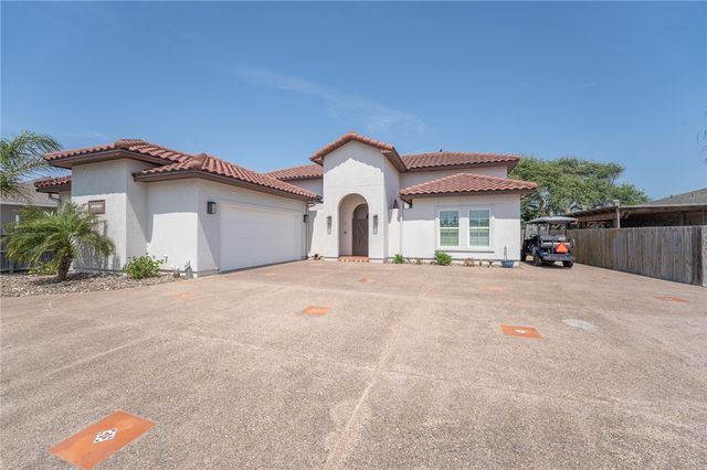 13918 Windjammer Dr, Corpus Christi, TX 78418