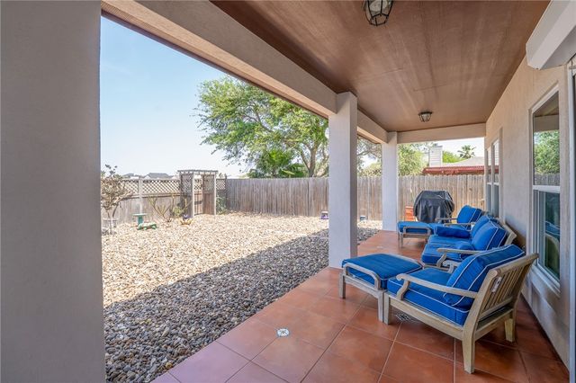 13918 Windjammer Dr, Corpus Christi, TX 78418