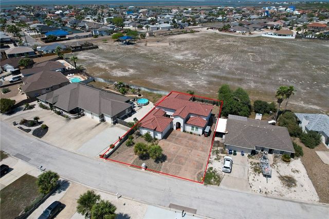 13918 Windjammer Dr, Corpus Christi, TX 78418