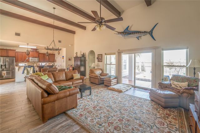 13918 Windjammer Dr, Corpus Christi, TX 78418