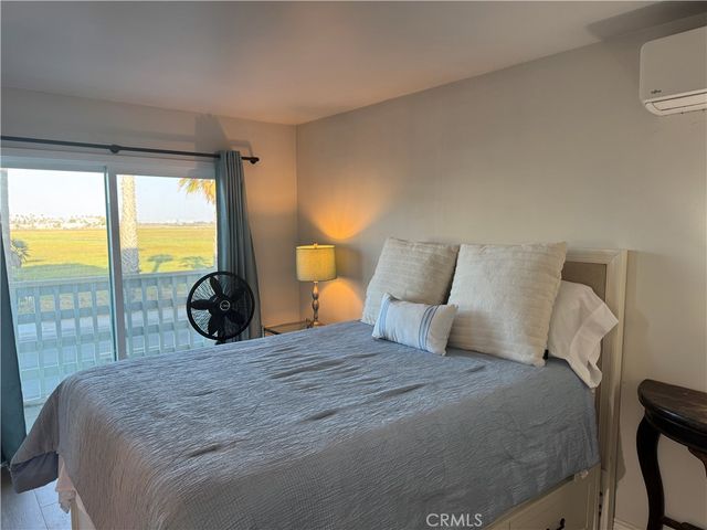 1398 Seacoast C, Imperial Beach, CA 91932