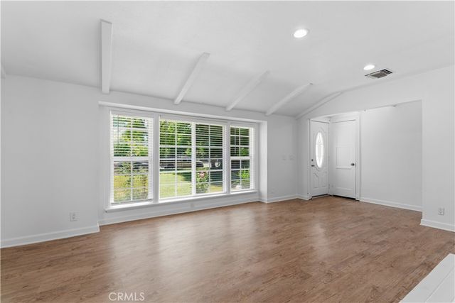 17363 Saticoy Street, Northridge, CA 91325