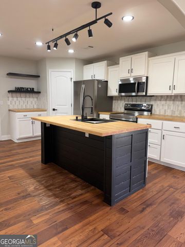 35 Ben Grady Drive, Ellabell, GA 31308