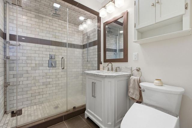 881 E 2nd St 10, Boston, MA 02127