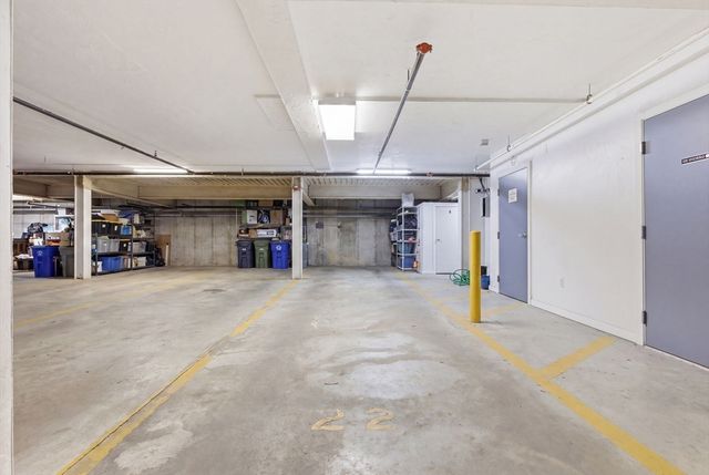 881 E 2nd St 10, Boston, MA 02127