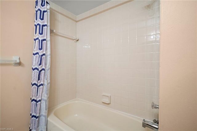 4406 santa barbara BLVD B, Cape Coral, FL 33914