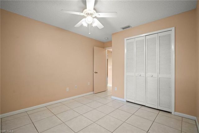 4406 santa barbara BLVD B, Cape Coral, FL 33914