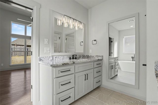 13622 S 21st Court E, Bixby, OK 74008