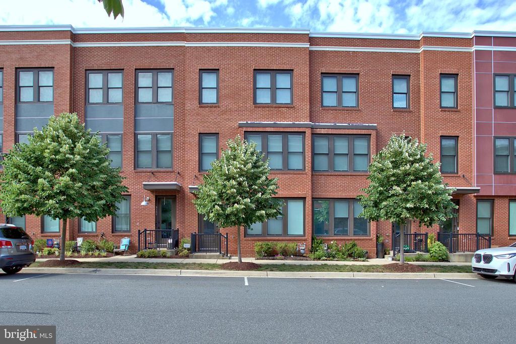 9158 POWER HOUSE RD, Lorton, VA 22079
