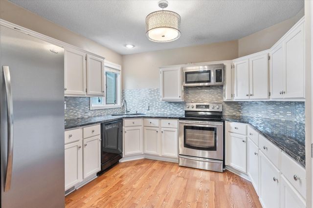 6333 Vera Cruz Lane N, Brooklyn Park, MN 55429