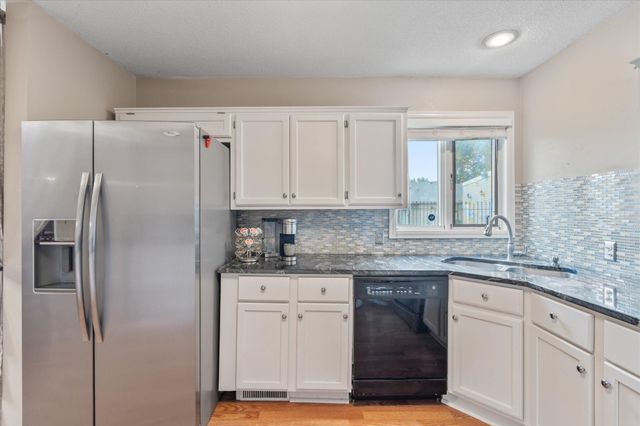 6333 Vera Cruz Lane N, Brooklyn Park, MN 55429