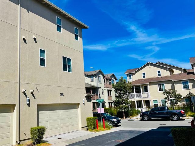 8551 Boardwalk Way, Newark, CA 94560