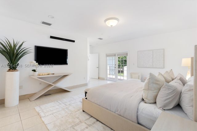 145 W Sunrise Ave, Coral Gables, FL 33133
