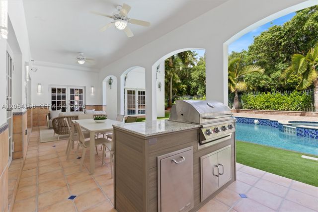 145 W Sunrise Ave, Coral Gables, FL 33133