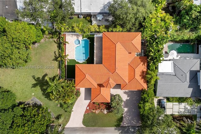 145 W Sunrise Ave, Coral Gables, FL 33133
