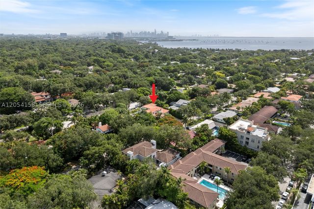 145 W Sunrise Ave, Coral Gables, FL 33133