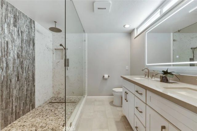 9952 Effingham, Huntington Beach, CA 92646