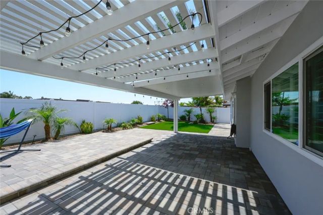 9952 Effingham, Huntington Beach, CA 92646