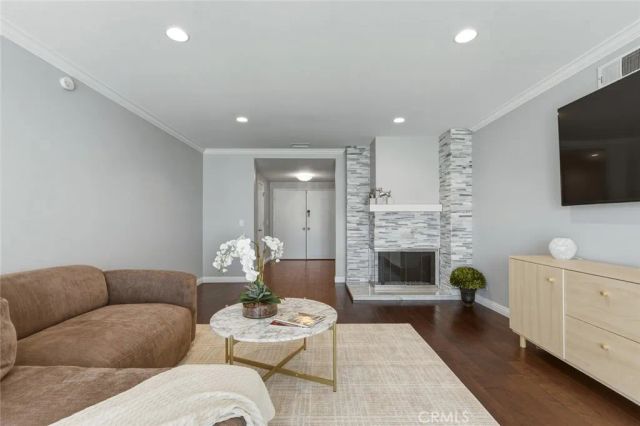 9952 Effingham, Huntington Beach, CA 92646