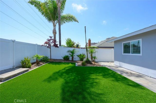 9952 Effingham, Huntington Beach, CA 92646