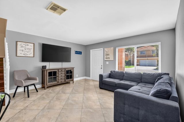 6233 WILLOUGHBY Circle, Lake Worth, FL 33463