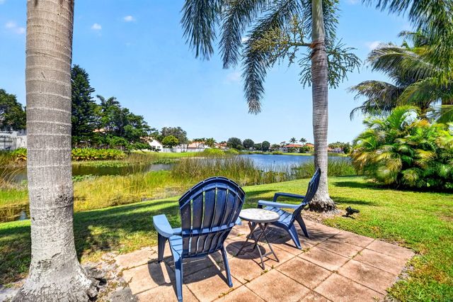 6233 WILLOUGHBY Circle, Lake Worth, FL 33463