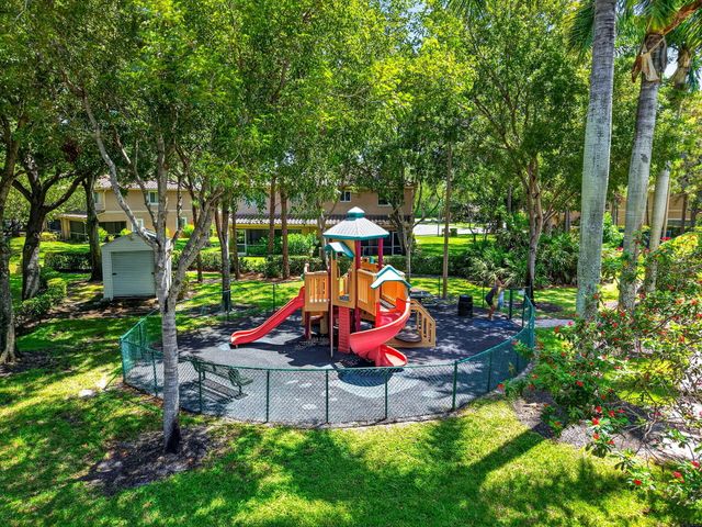 6233 WILLOUGHBY Circle, Lake Worth, FL 33463