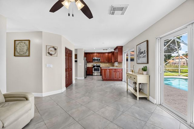 6233 WILLOUGHBY Circle, Lake Worth, FL 33463