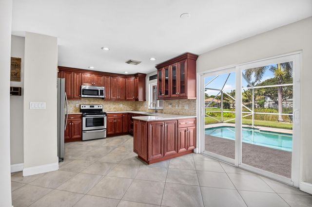 6233 WILLOUGHBY Circle, Lake Worth, FL 33463