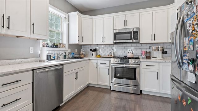 488 Long Street, Warwick, RI 02886